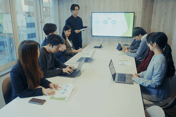 GLANZメンバーの仕事の様子