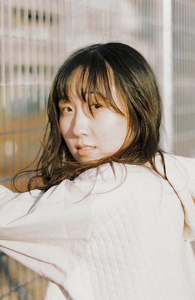 朝比奈弥栗-アサヒナミクリ